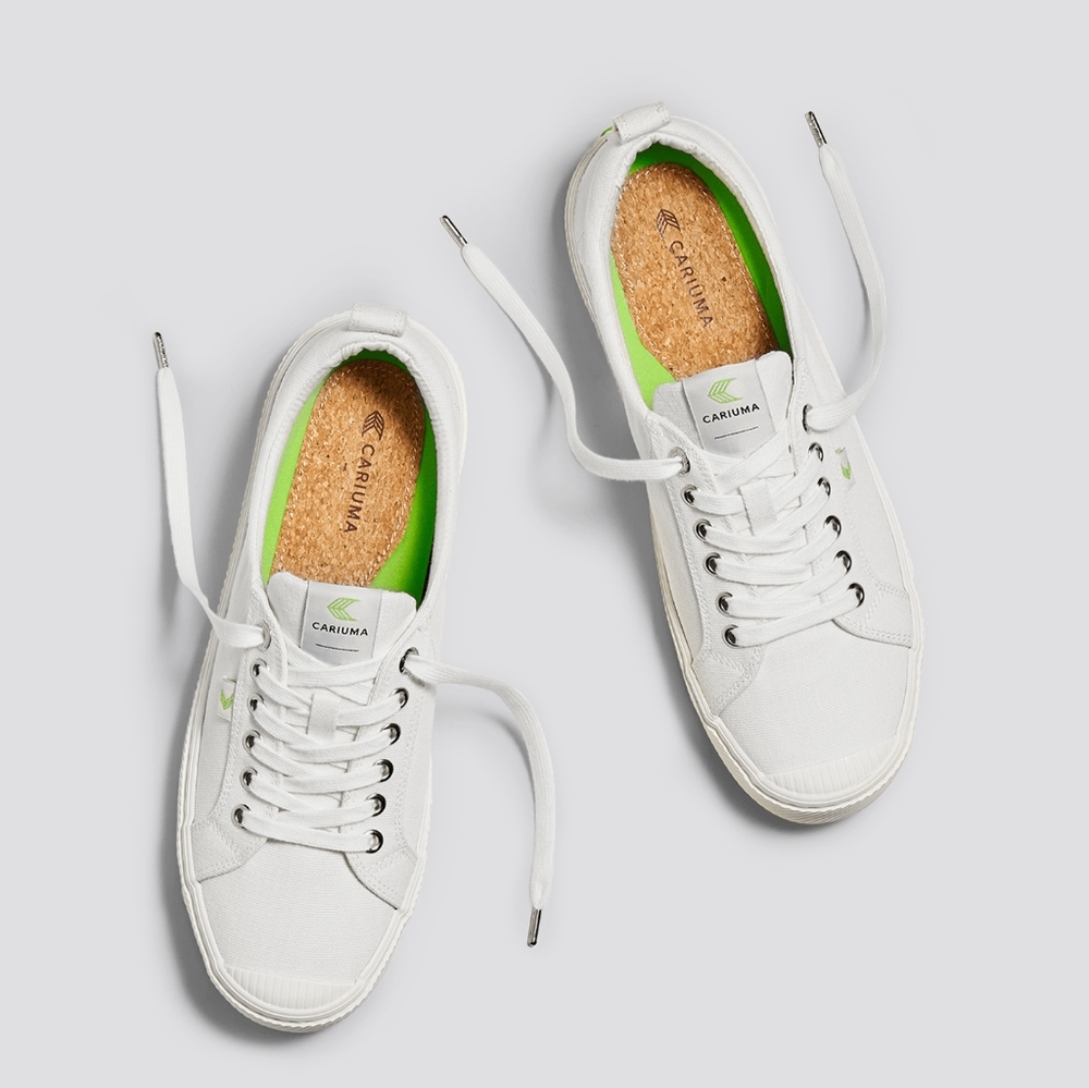 Cariuma Off-White OCA Low Canvas Casual Shoe Size 9.0 Women 7.5 Men